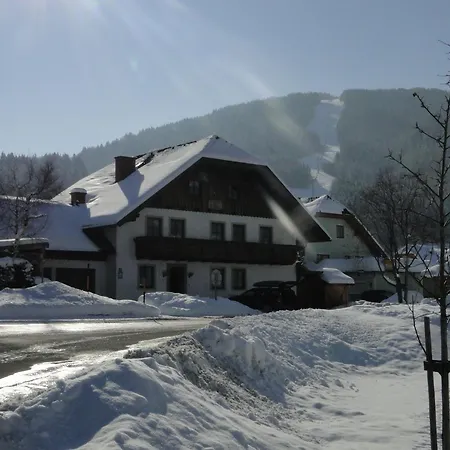 アパート Haus Edelweiss