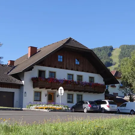 Appartement Haus Edelweiss Sankt Margarethen im Lungau